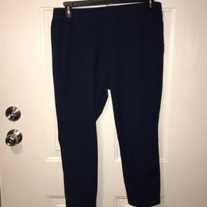 Capri length jeggings. XL (16-18)